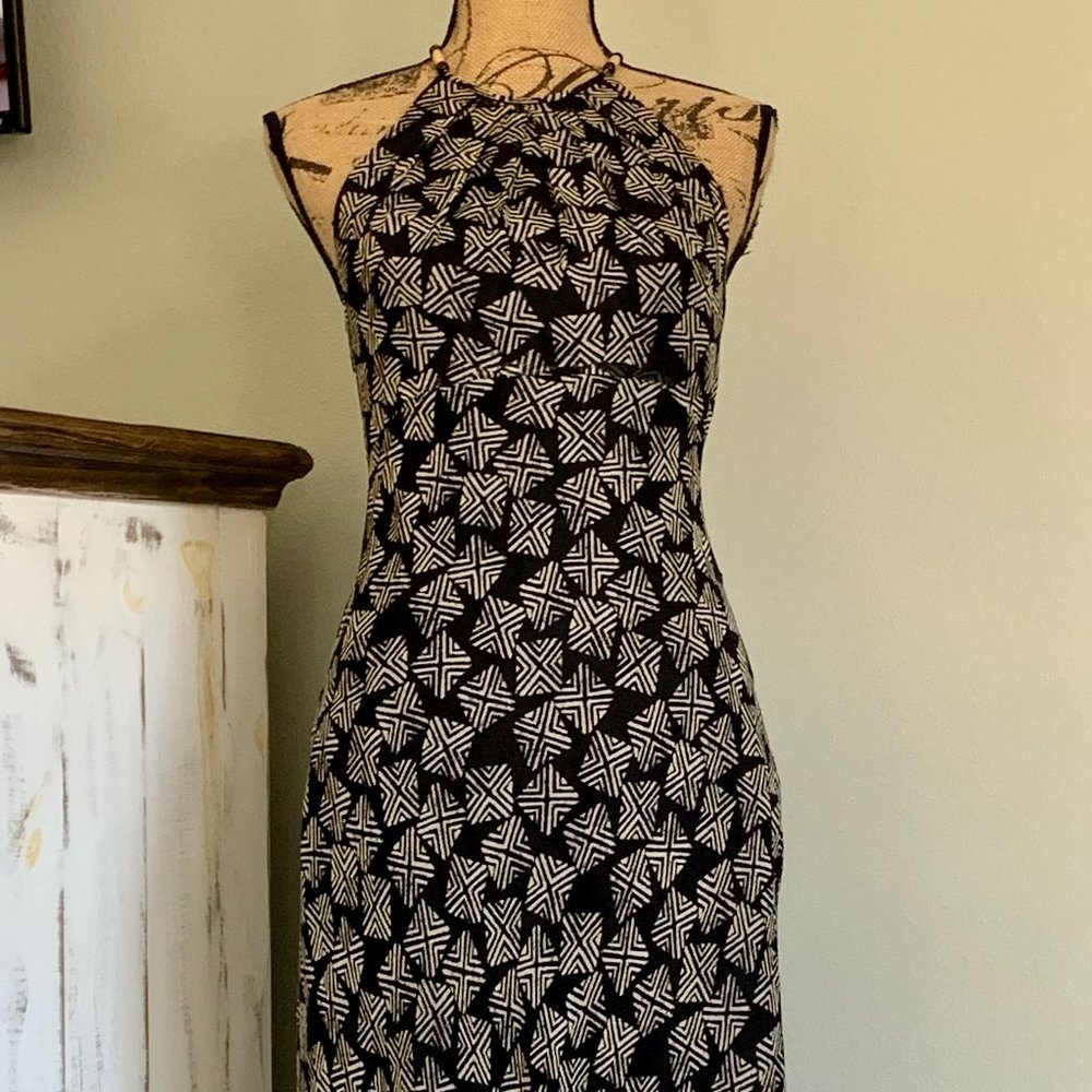 Black and white beaded spaghetti strap dress – Siz